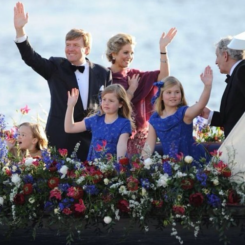 Pompon verzorgd bloemen voor koningsbezoek